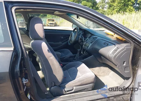 2002 Honda Accord 2.3 Ex z USA, uszkodzony, nr VIN 1HGCG315X2A023613